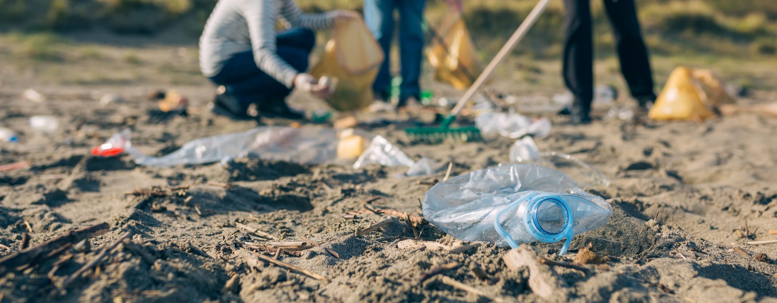 ボランティアする